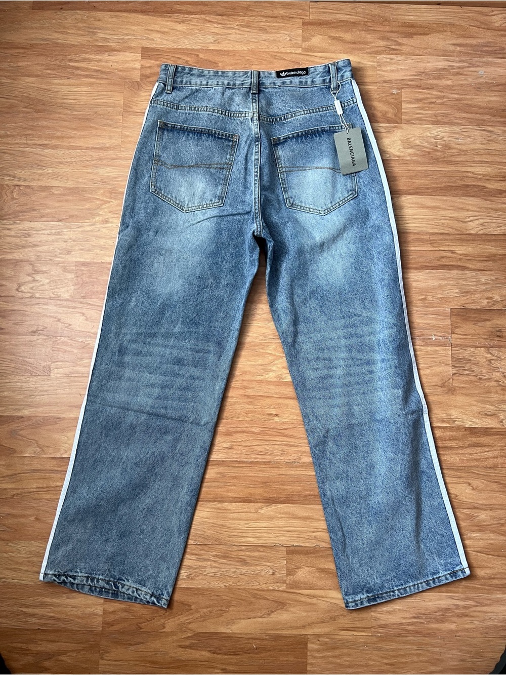 Mens Balenciaga x adidas jeans - Picture 4 of 4